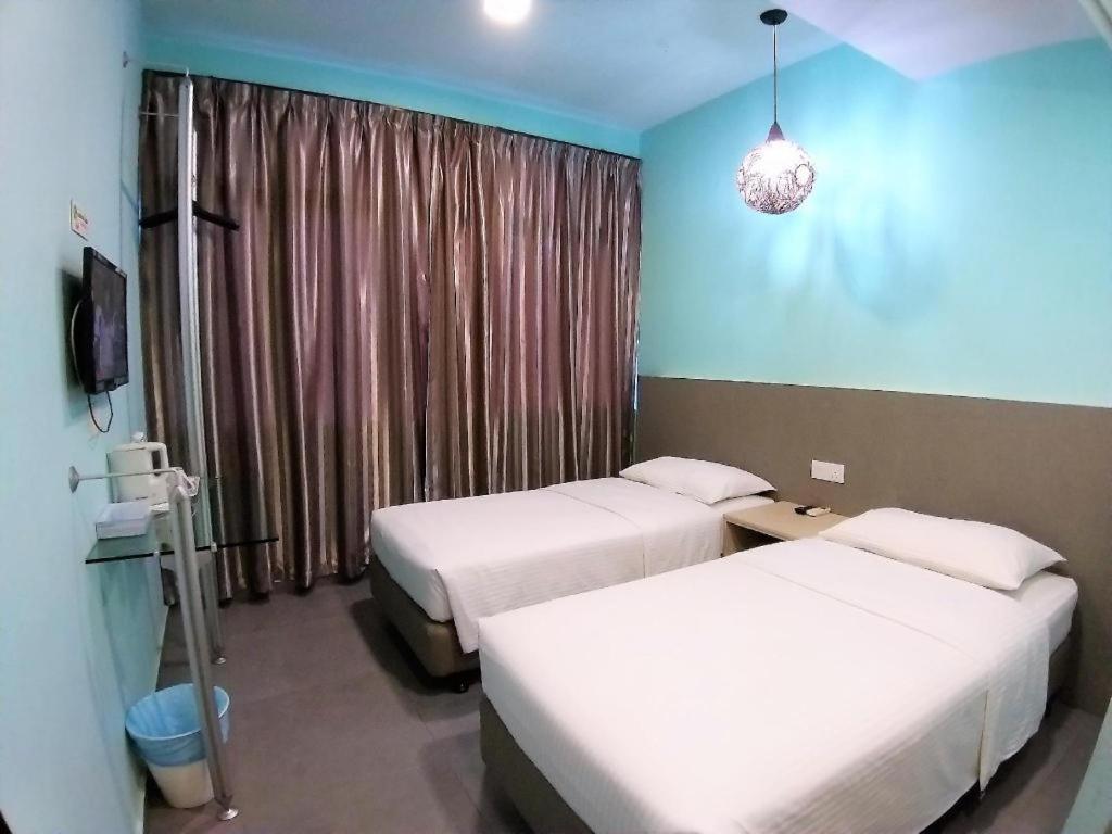 Hotel Nur Termerloh Plt Temerloh Kültér fotó