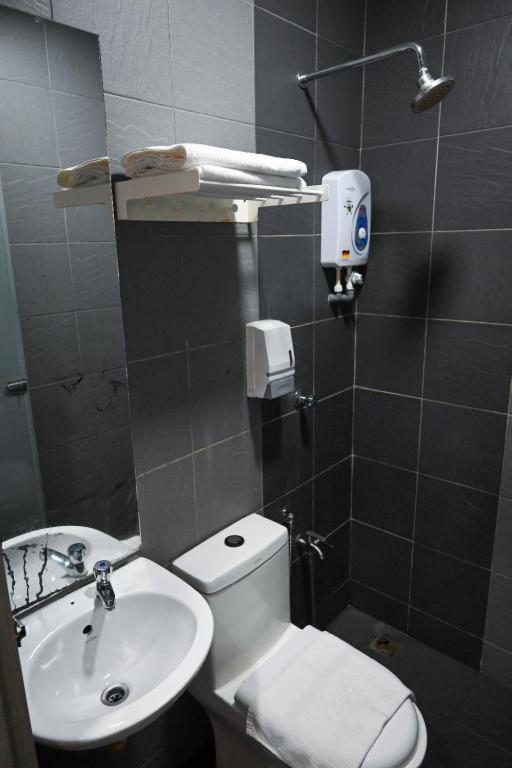 Hotel Nur Termerloh Plt Temerloh Kültér fotó